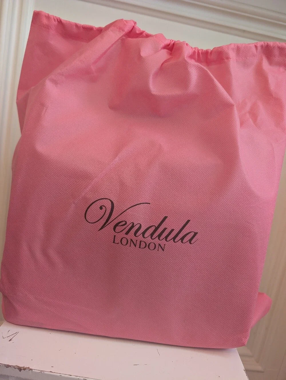 Vendula London Voyage Travel Book Stack Bag NWT